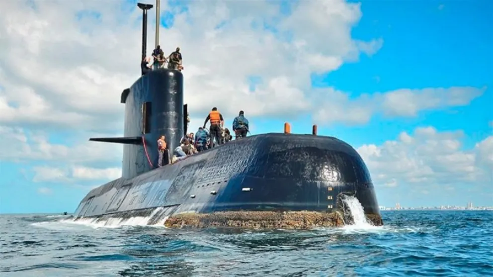ARA San Juan: el exjefe de la Armada que informó tarde sobre la falla registrada fue condenado a 45 días de arresto