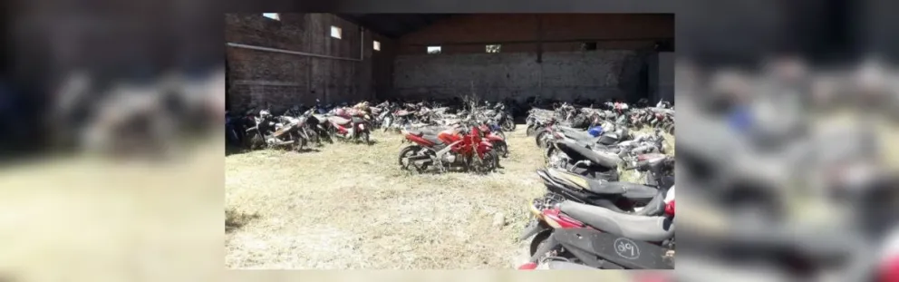 Escándalo en el interior: denuncian la desaparición de más de 80 motos y la destrucción de importante documentación