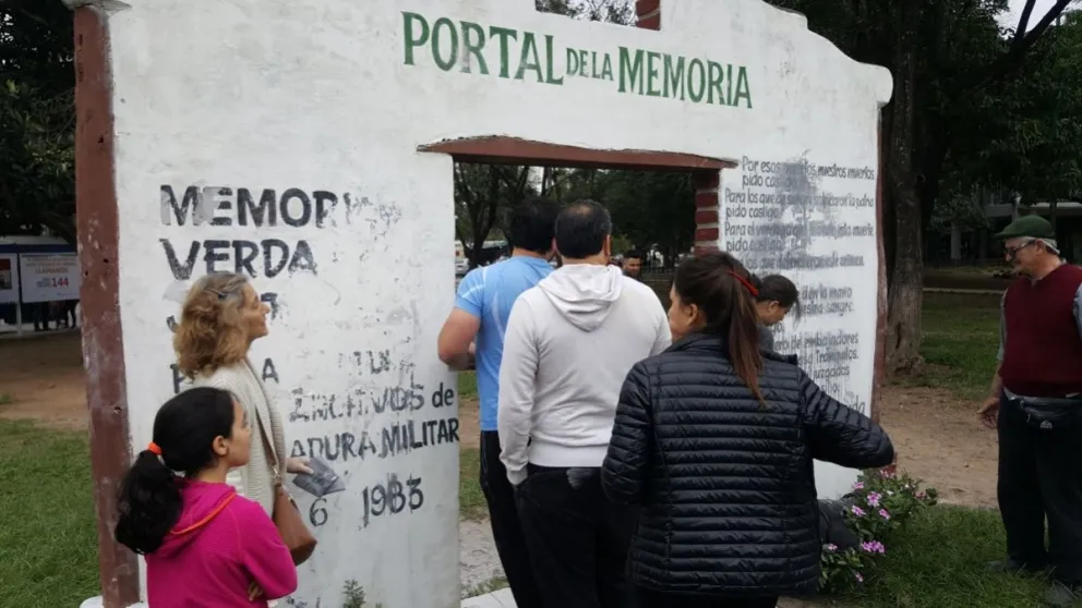Portal de la Memoria. Fuente: (Twitter)