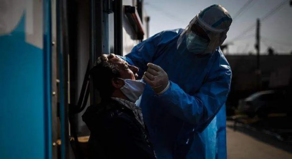 Coronavirus en Argentina: el país se aproxima a las 55.000 muertes
