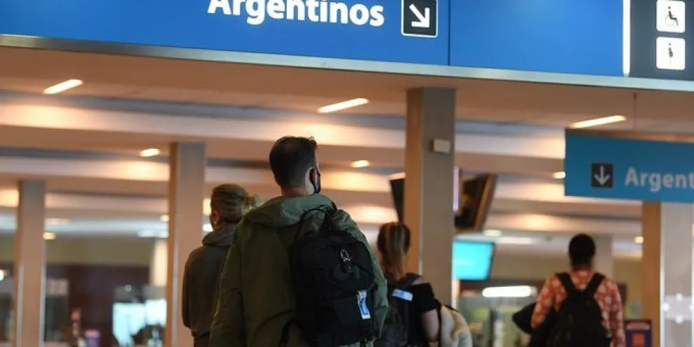El Gobierno nacional anunciará el cierre de fronteras con Brasil, Chile y México
