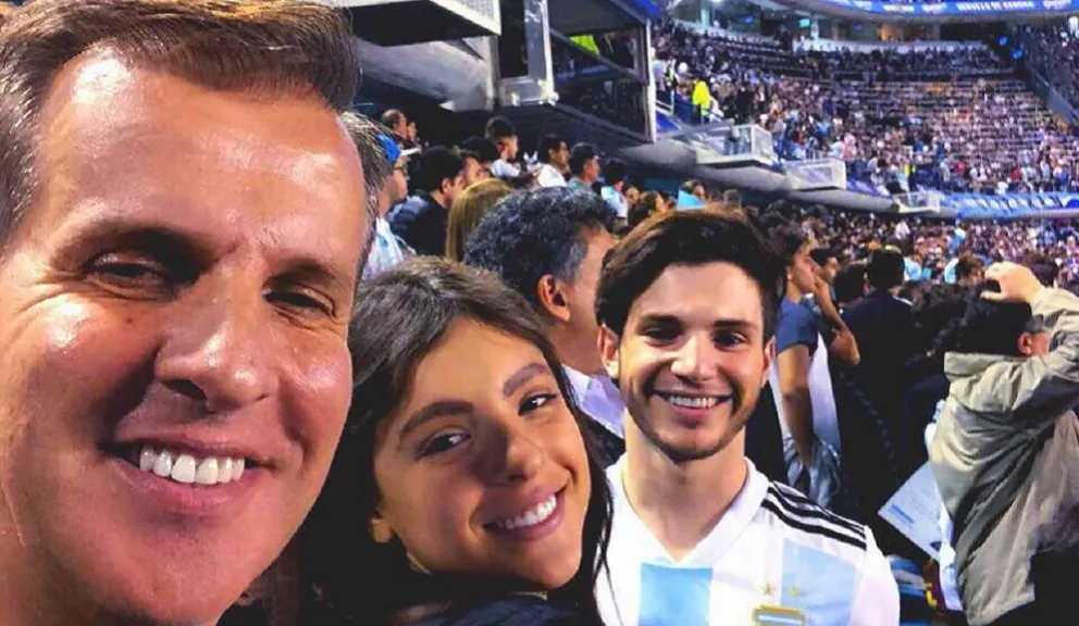 Martín Redrado y sus hijos Fuente:(Instagram)