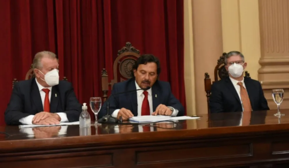 Gustavo Sáenz. Fuente: (Twitter)
