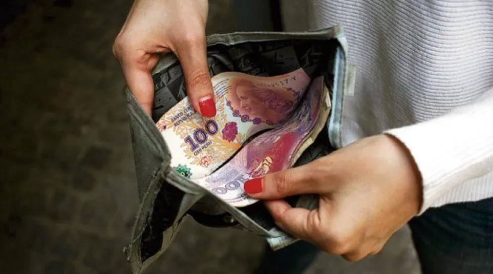 Un salario mínimo no llega a cubrir una canasta básica