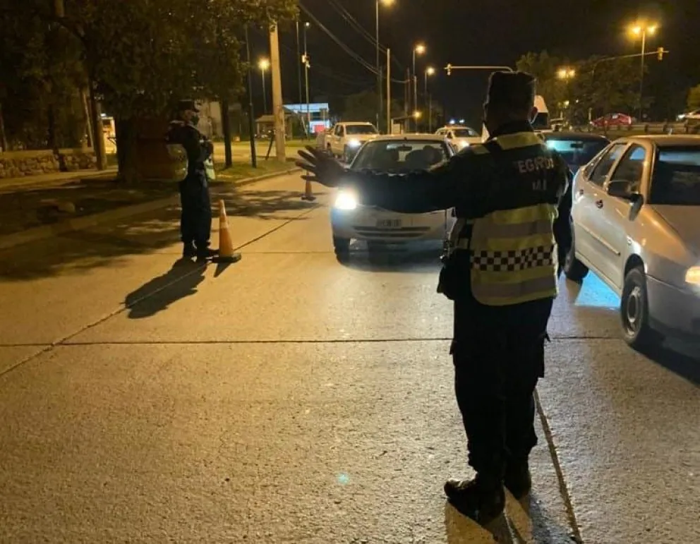 Borracho y armado: salteño fue detenido en un control policial y lo encontraron "hecho una porquería"