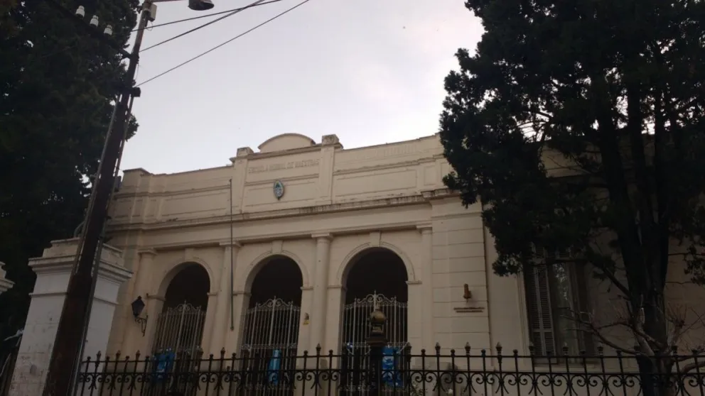 Escuela Normal. Fuente: (Twitter)