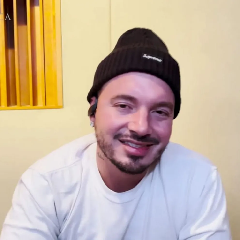 J Balvin y un inesperado mensaje que causó gran alboroto en el fandom de BTS: ¿qué les dijo