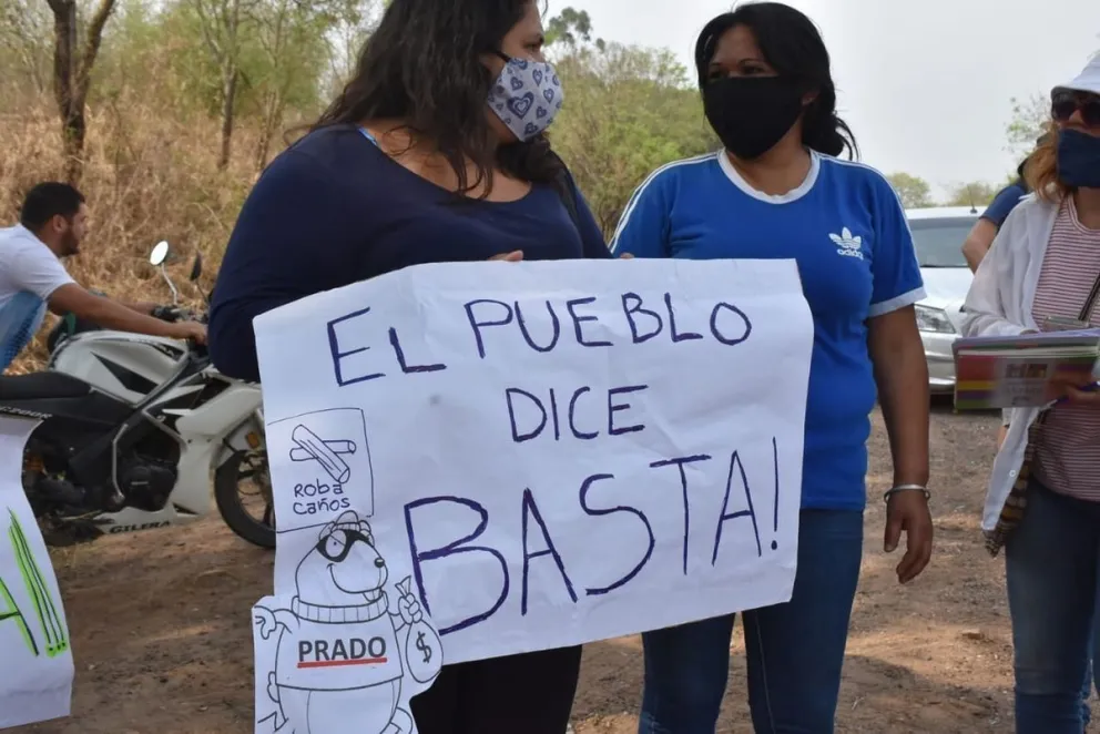 Se fue Quique Prado, pero Aguaray sigue en llamas: vecinos se manifiestan y cortan las rutas