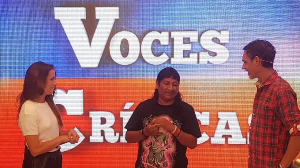 "Látigo" en Voces Críticas TV: el imperdible tutorial de los "pasos prohibidos"