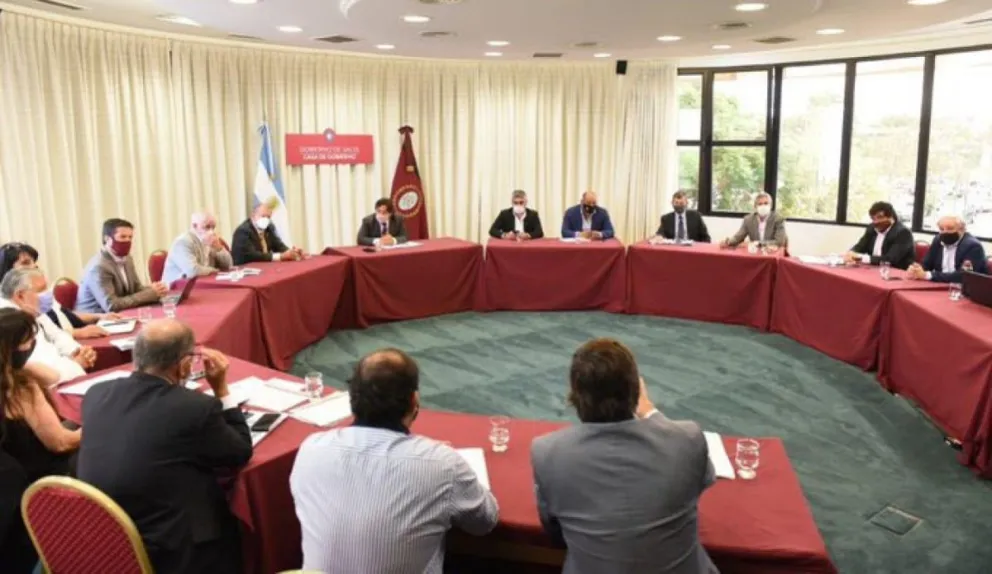 Funcionarios públicos. Fuente: (Twitter)