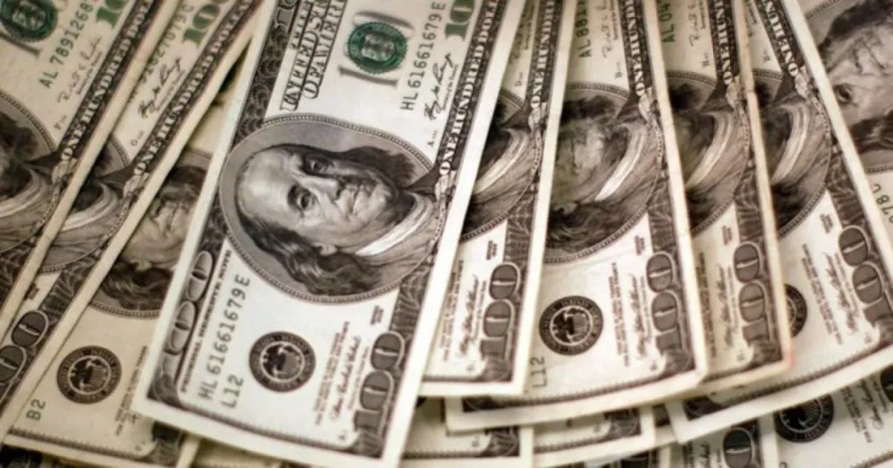 Dólar. Fuente: (Twitter)