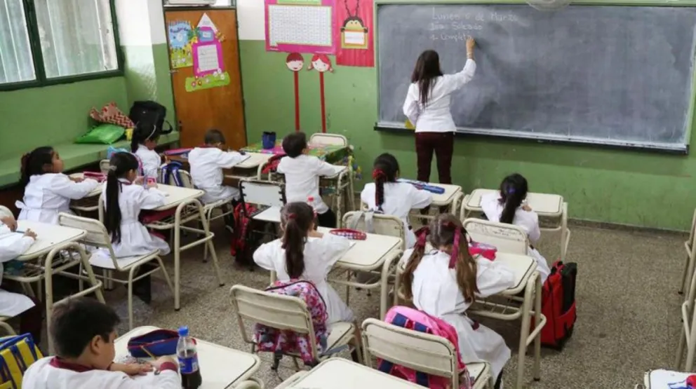 Docentes. Fuente: (Twitter)