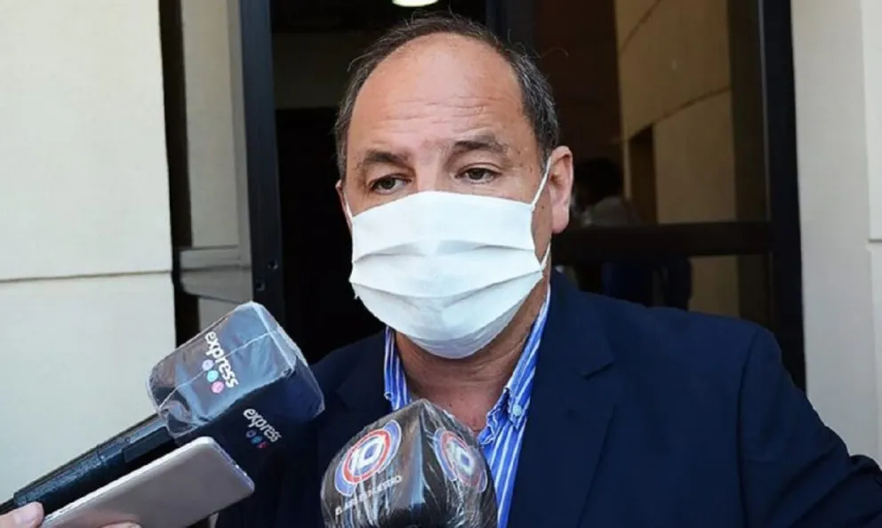 Tras ser internado por una neumonía bilateral, dieron a conocer el parte médico de Ricardo Villada