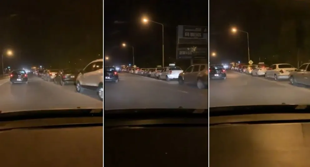 ¿Hay desabastecimiento? Una impresionante cantidad de autos hace fila durante horas para cargar combustible