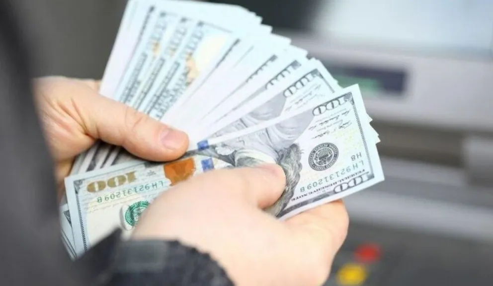 Dólar. Fuente: (Twitter)