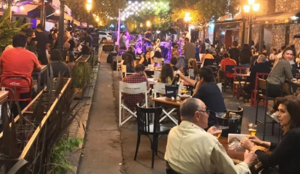 Paseo gastronómico en Salta. Fuente: (Twitter)