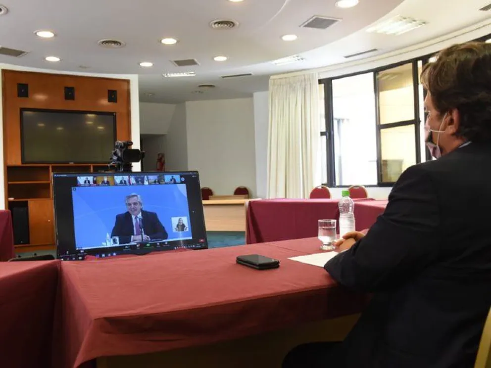Gustavo Sáenz acompañó a Alberto Fernández en el lanzamiento de créditos para la refacción y construcción de nuevas viviendas