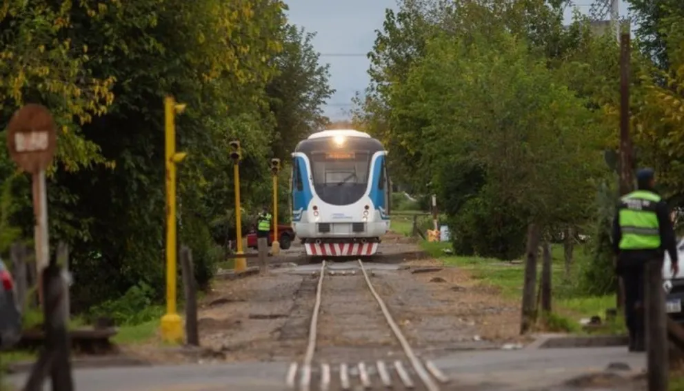 ¿Hay fecha? Intendenta de Cerrillos contó qué pasará con el Tren Urbano