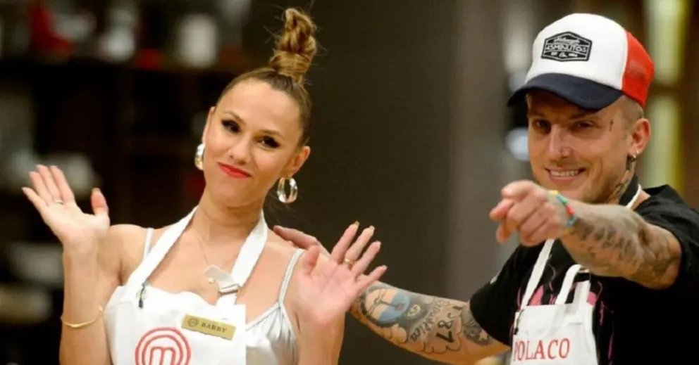 Barby Silenzi despertó suspiros con un sensual vestido en medio de la polémica con El polaco