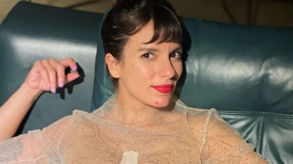 Gimena Accardi se mostró en topless desde la playa y se llevó todas las miradas: “Últimos días de calor”