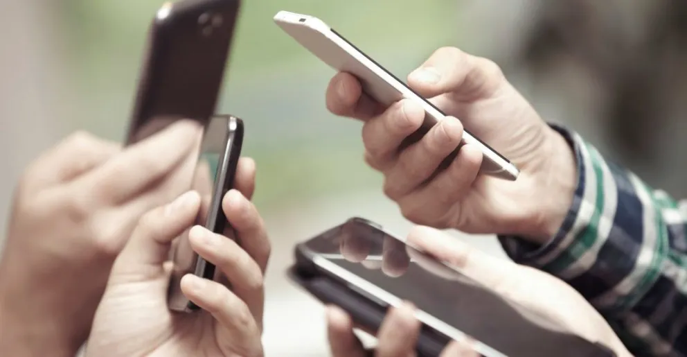 El Banco Nación lo hace de nuevo: por su cumpleaños, remata celulares a precios imperdibles 