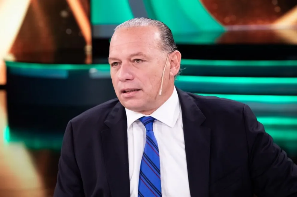 Sergio Berni tuvo un picante ida y vuelta con Juana Viale por la presencialidad en las escuelas