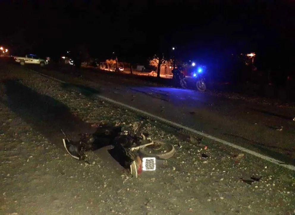 Salta de luto en el Día del Trabajador: motociclista murió en el acto tras embestir a una camioneta