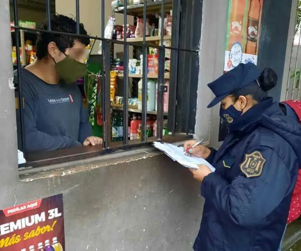 La Policía de Salta labró más de 200 infracciones por no respetar el uso del tapaboca