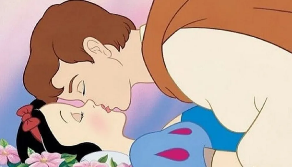 Especialista en Blancanieves rompió el silencio y habló del "beso no consensuado"