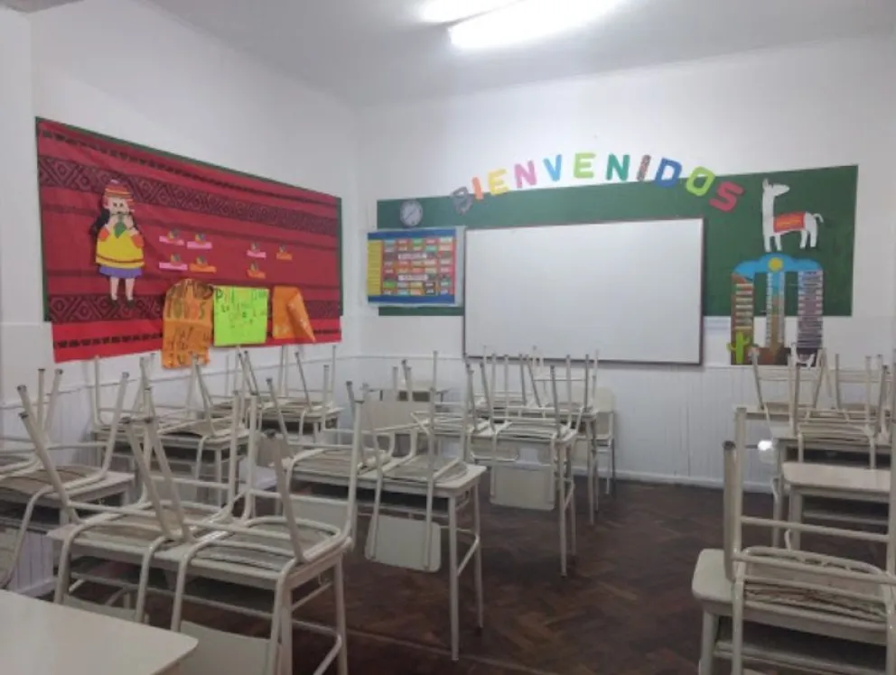 Escándalo en un conocido Colegio de Salta: echaron a varios docentes y les dieron 70 pesos de liquidación
