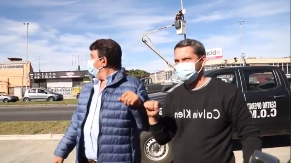 |TERRIBLE VIDEO| "¡Garca!": el duro escrache que recibió un intendente ultra kirchnerista