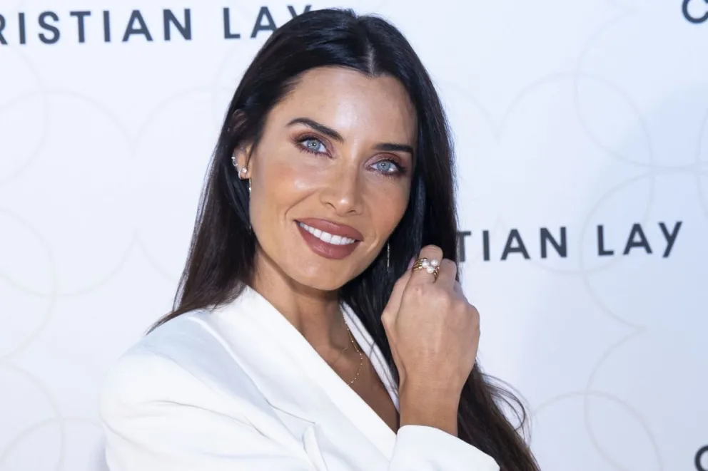 Pilar Rubio se atrevió a taparse con apenas una telita y sus seguidores la criticaron 