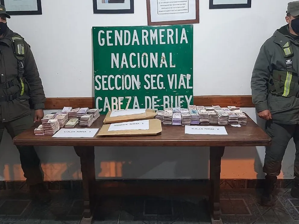 Tráfico de pesos en Salta: se develó el misterio de los millonarios decomisos de parte de Gendarmería