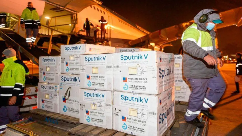 Hoy arribarán a la Argentina vacunas Sputnik V: ¿Vendrá el segundo componente?