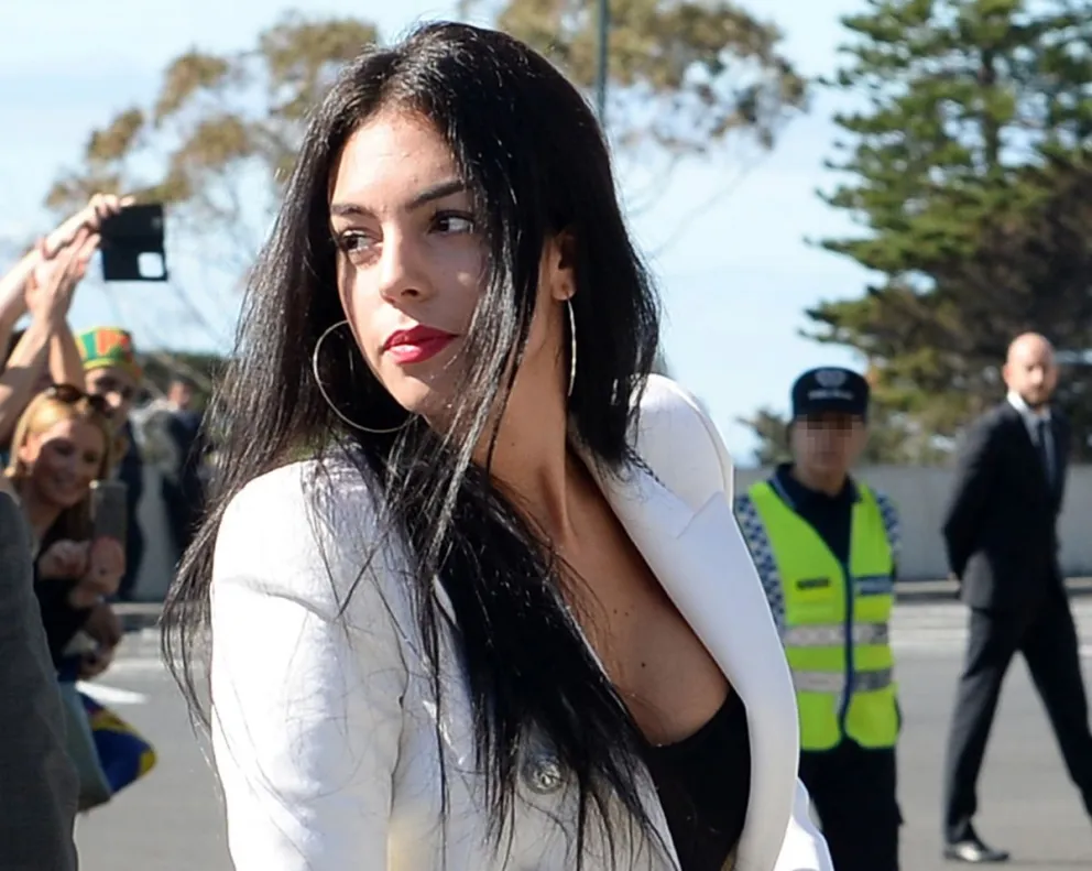 Lo volvió a hacer: Georgina Rodríguez se graba moviendo sin parar la retaguardia 