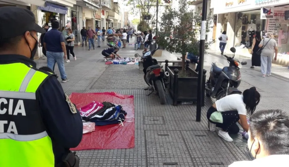 Manteros. Fuente: (Twitter)