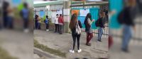 "Con hambre no podemos estudiar":  martes de tensión en una escuela donde no reciben la copa de leche