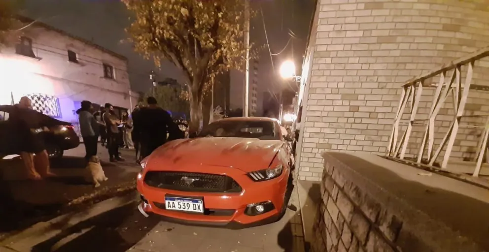 |TERRIBLE VIDEO| Así fue la picada clandestina que causó destrozos en el centro salteño