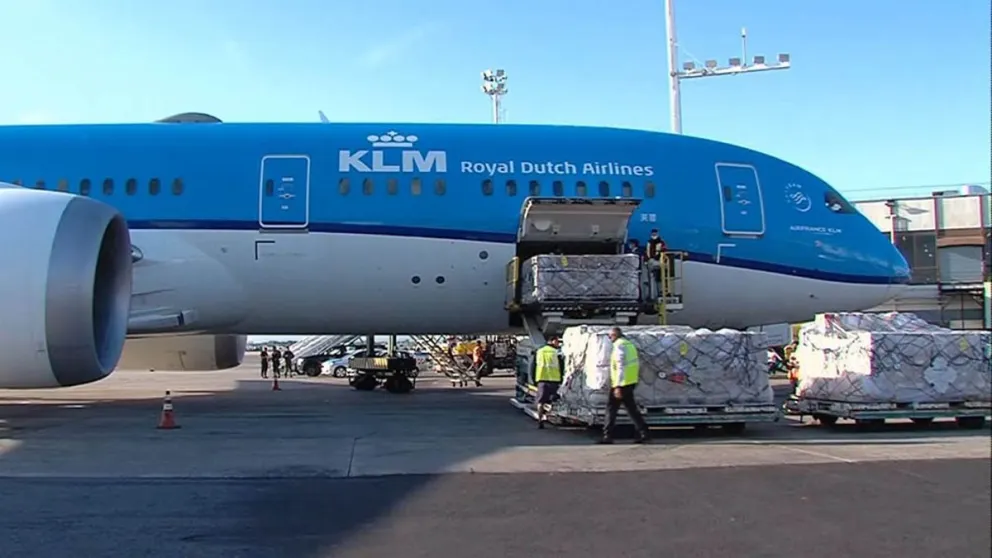 Arribaron más de 200 mil dosis de la vacuna contra el COVID-19 a la Argentina