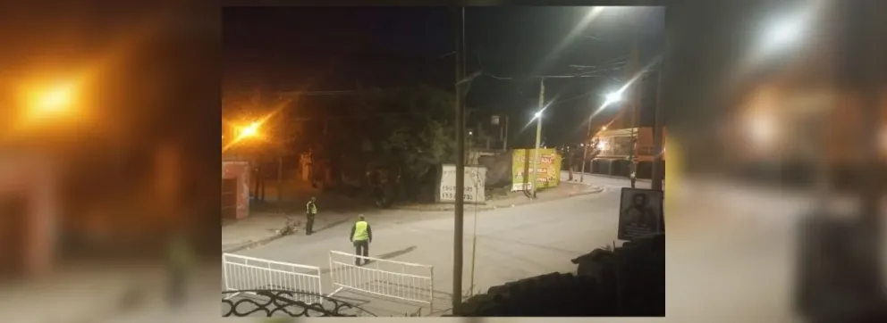 Agazapados: así te esperan los policías salteños para pedirte el permiso de circulación en el transporte público
