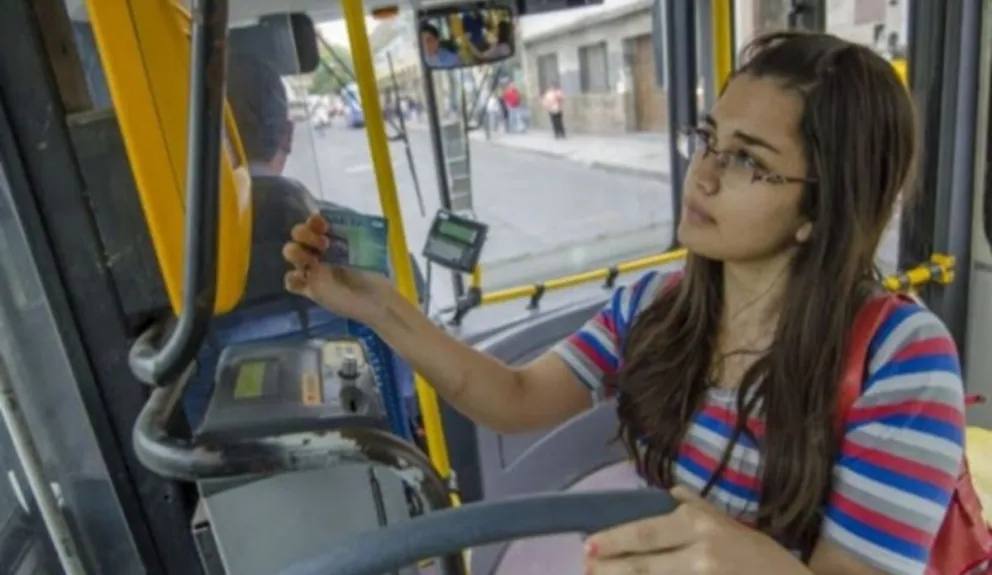 Ampliaron el cupo de acceso al Pase Libre Estudiantil: ¿quiénes podrán acceder?