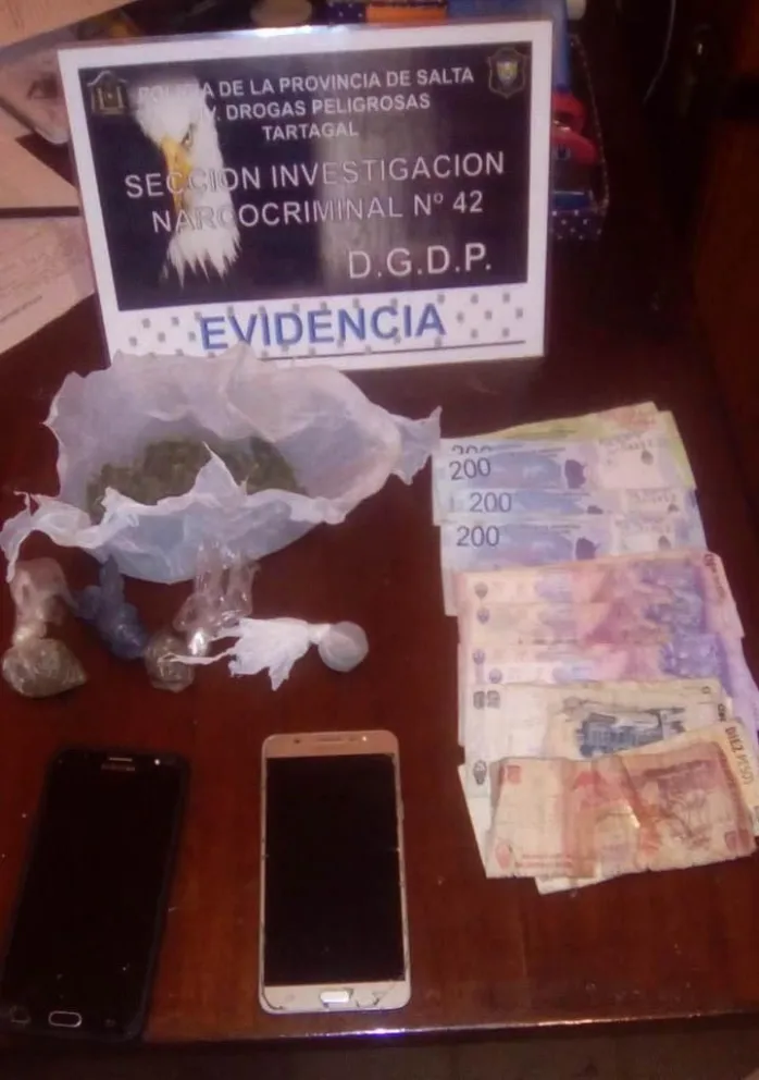 Comercializaban drogas en una cancha de fútbol en Tartagal