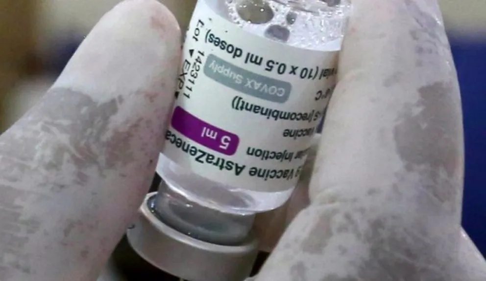 Vacuna Astrazeneca. Fuente: (Twitter)