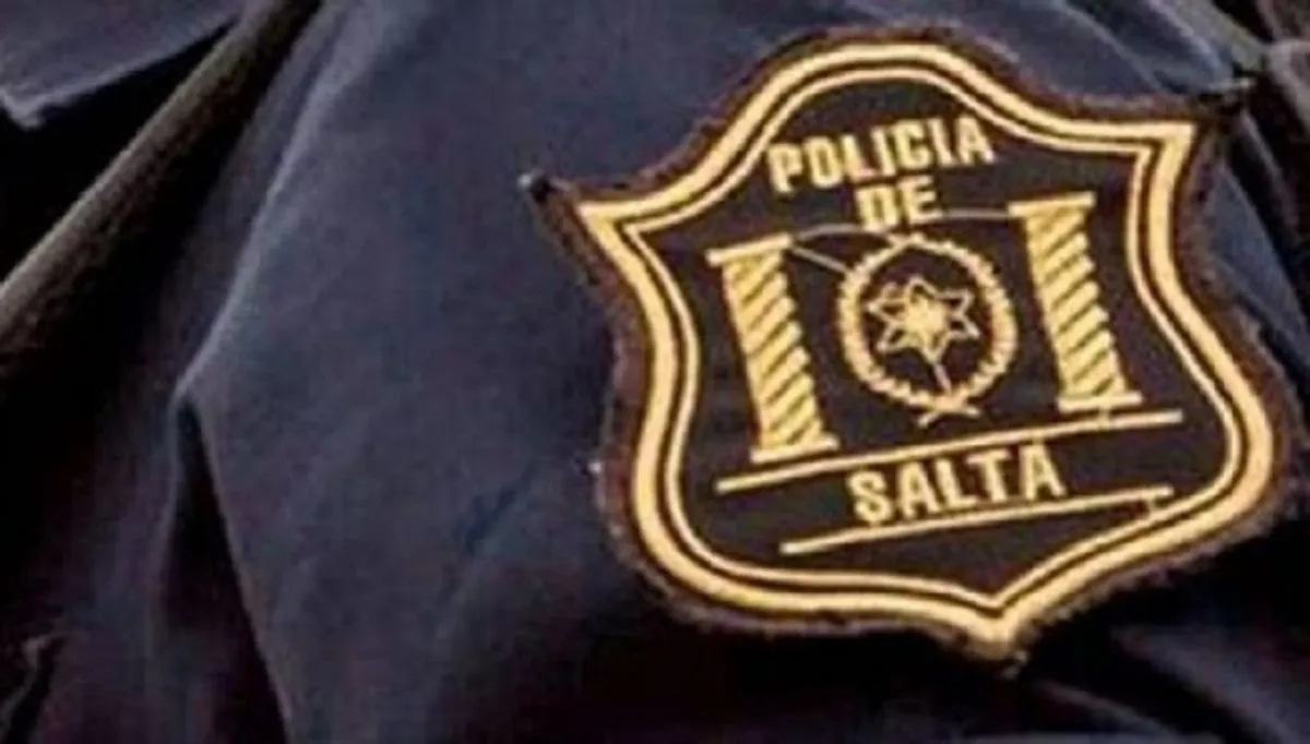 Polic&iacute;a 