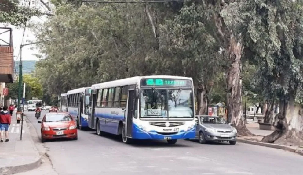 |ÚLTIMO MOMENTO| Anunciaron un nuevo paro nacional de colectivos: afectará a usuarios de todo el país