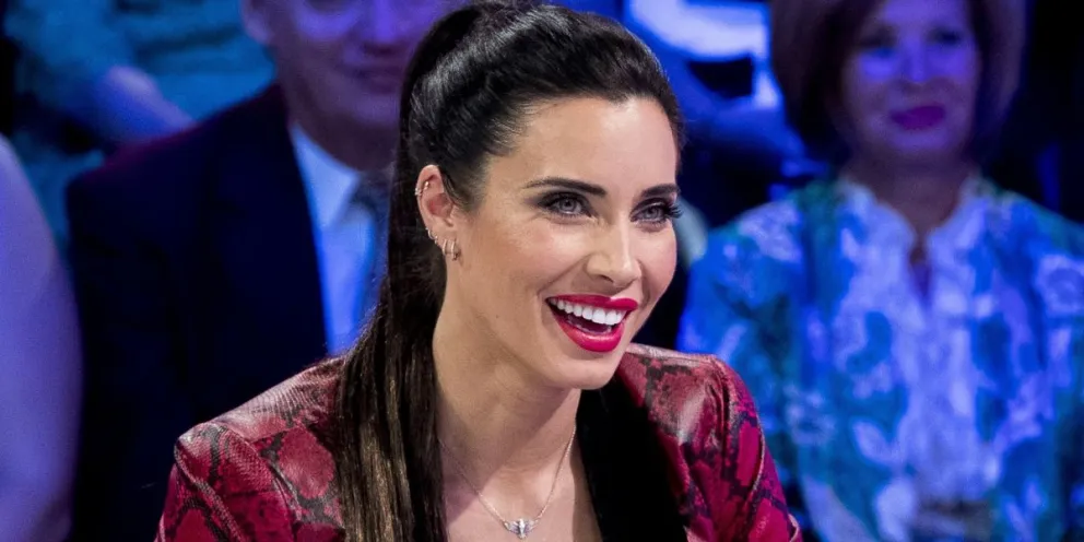Pilar Rubio se fotografió sin nada arriba y subió la fotografía sin vergüenza alguna