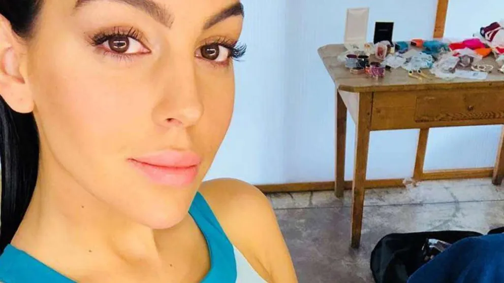 Georgina Rodríguez se fotografió sin lo de abajo puesto, así reaccionaron sus fans