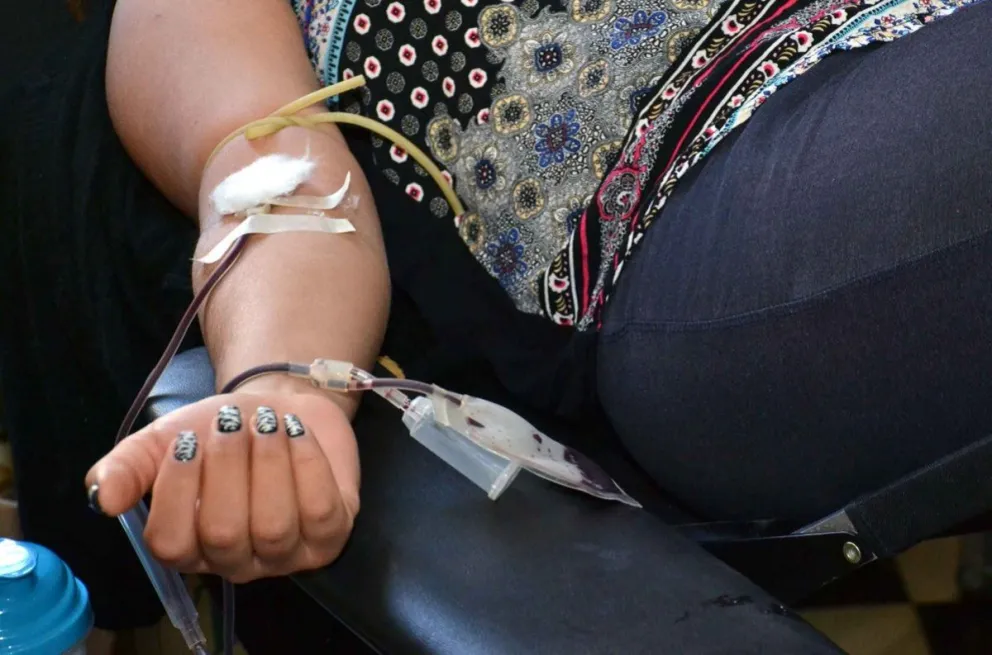 Consecuencias del coronavirus: comenzó a escasear la donación de sangre