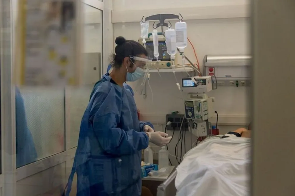 Curva en ascenso: se confirmaron más de 35 mil casos de coronavirus en Argentina 