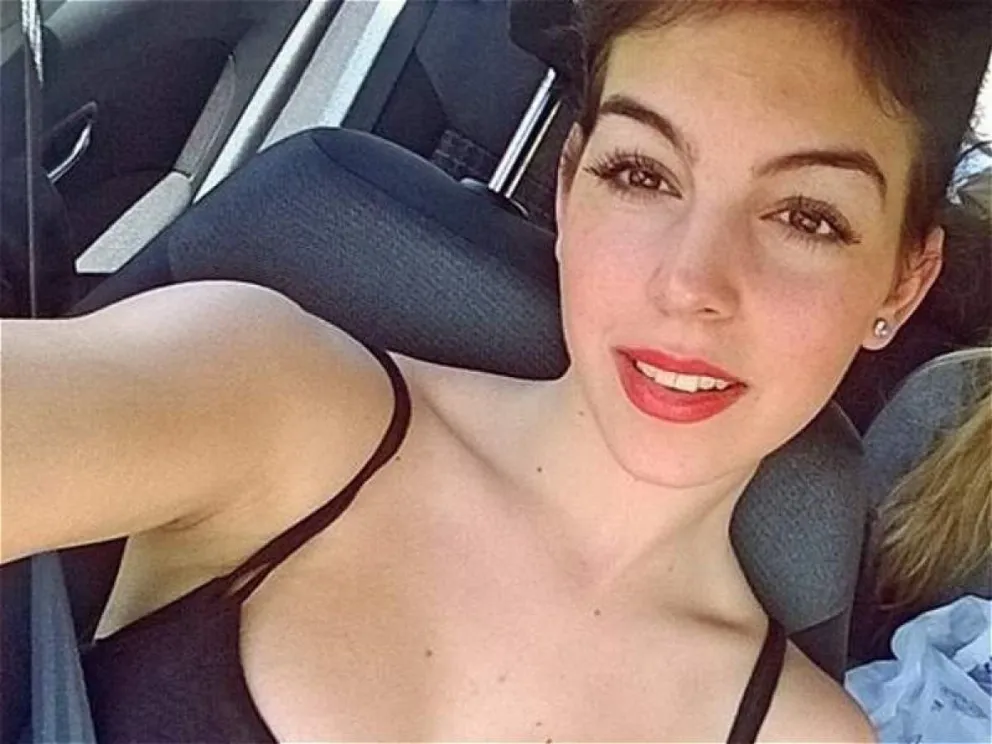 Georgina Rodríguez se atrevió a broncearse con un escotado look